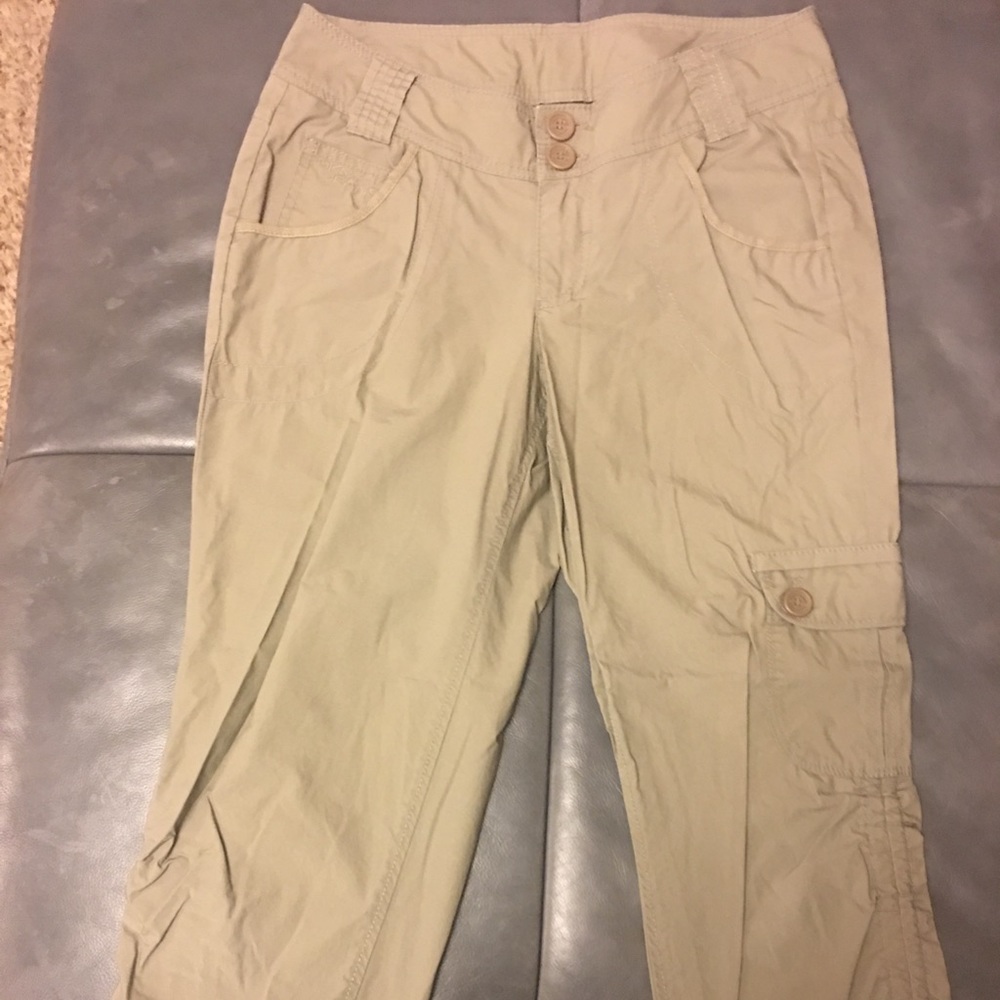Women’s DKNY Active Tan Cargo Pants